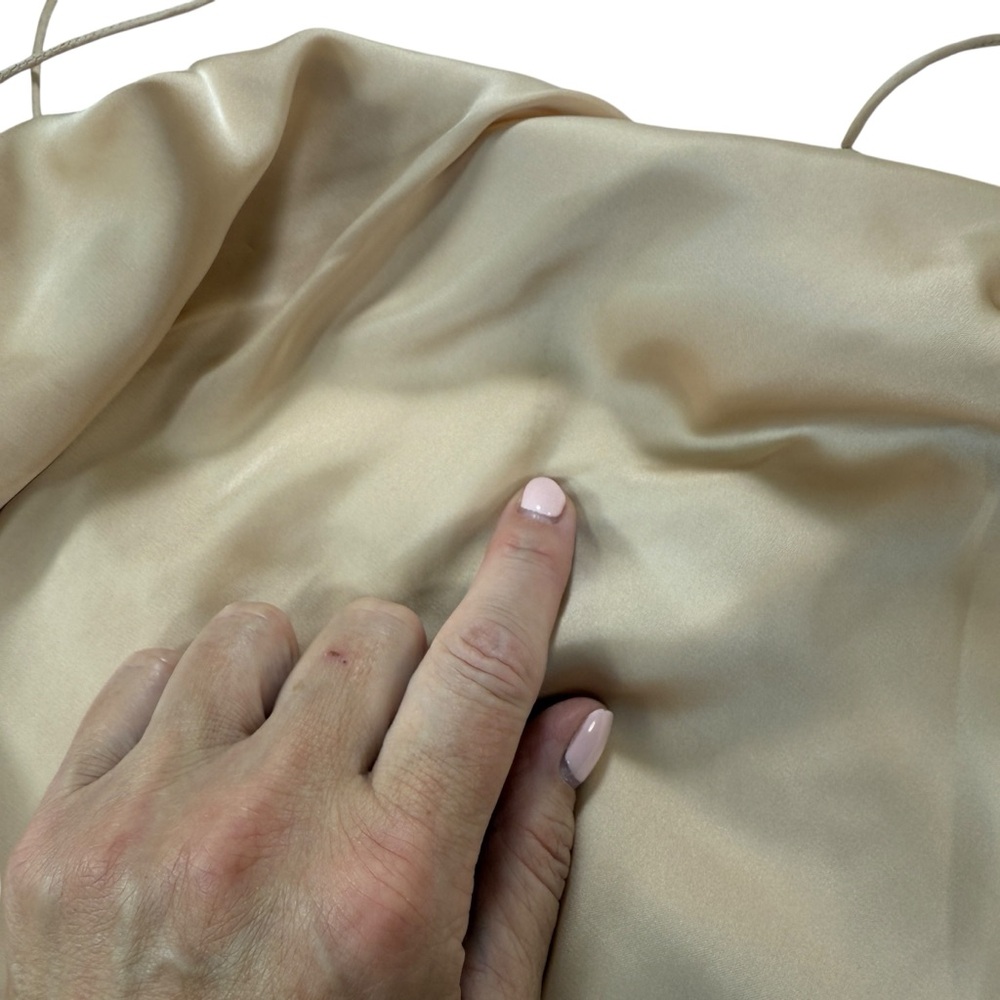 L'Academie The Alix Top in Ivory Cream small - Picture 3 of 9